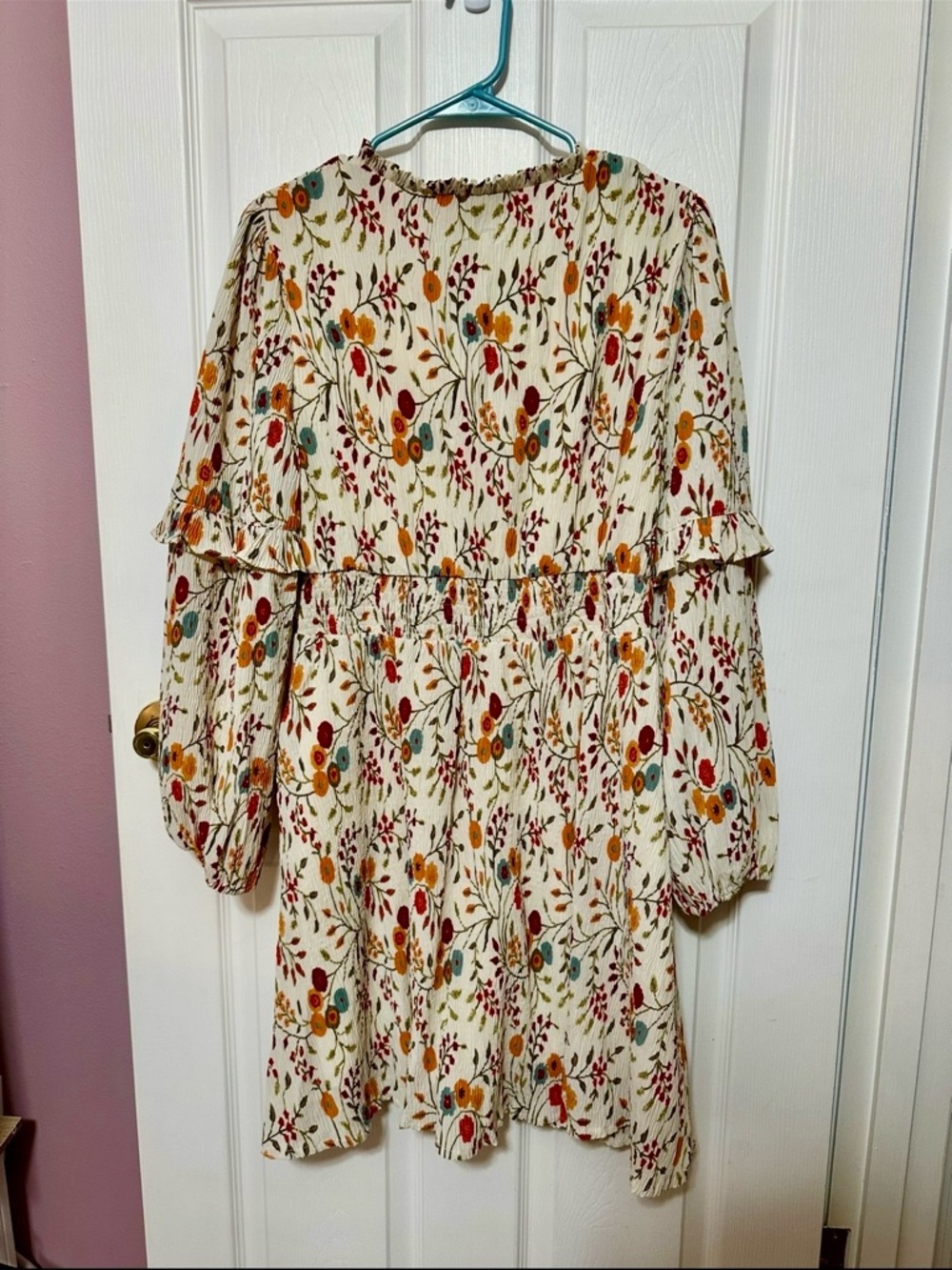 Hayden LA NWT Large Floral V-Neck Smock Dress in Cream with Rust, Mustard & Teal - Picture 6 of 6